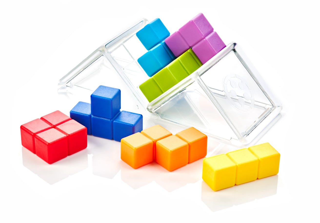 Can you build a cube with these cube shaped puzzle pieces?